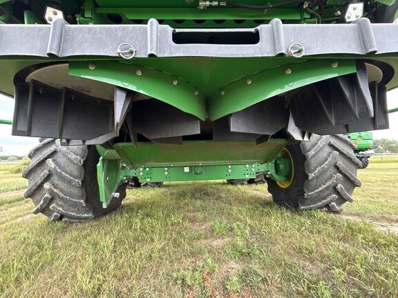 2024 John Deere S780 Combine