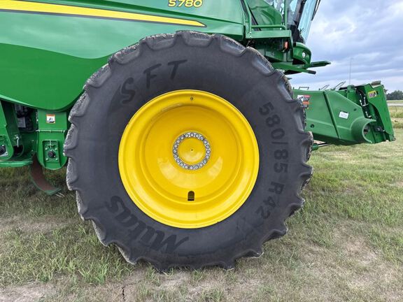 2024 John Deere S780 Combine