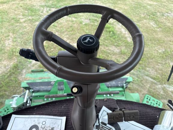 2024 John Deere S780 Combine