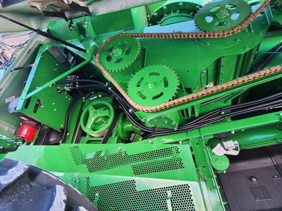2025 John Deere S7 800 Combine