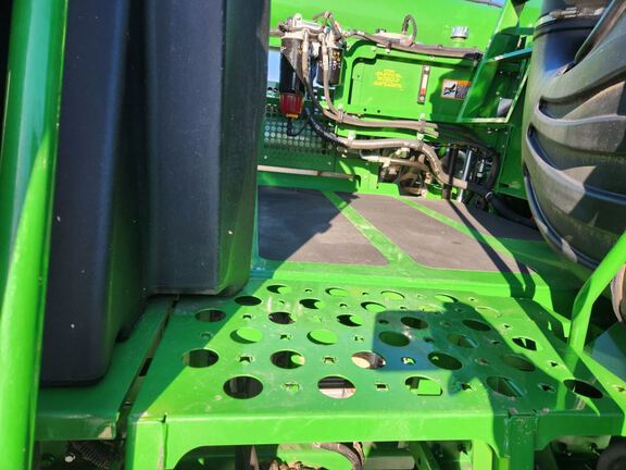 2025 John Deere S7 800 Combine