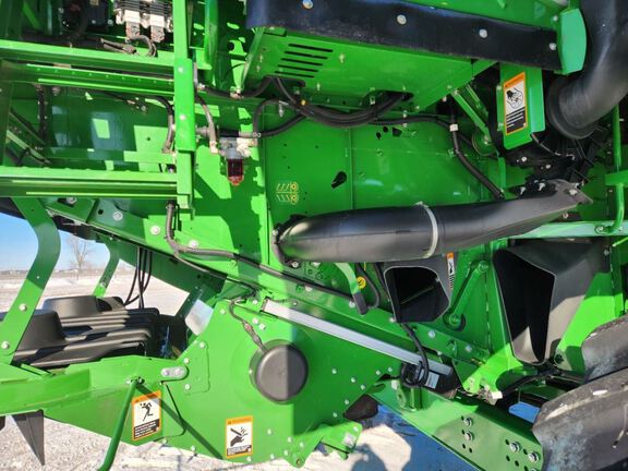 2025 John Deere S7 800 Combine