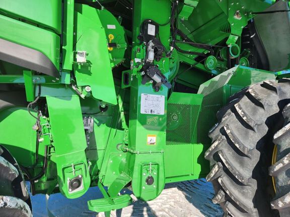 2025 John Deere S7 800 Combine