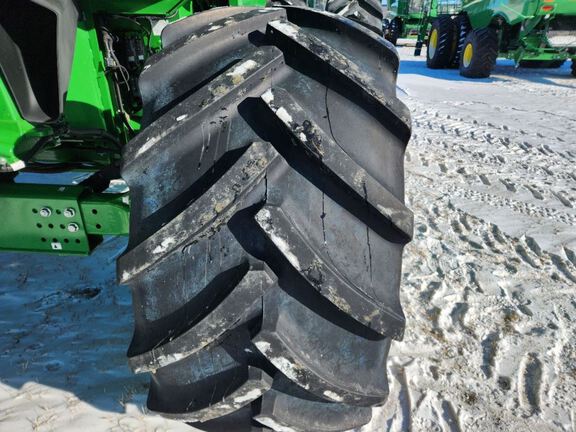 2025 John Deere S7 800 Combine