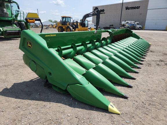 2024 John Deere C18R Header Corn Head
