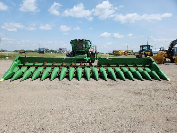 2024 John Deere C18R Header Corn Head