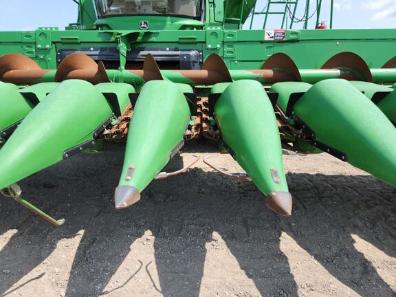 2024 John Deere C18R Header Corn Head
