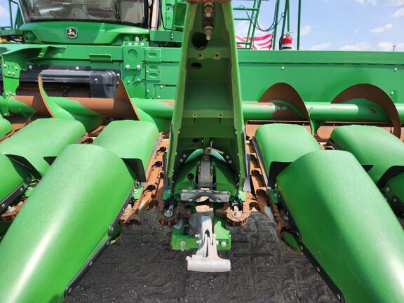 2024 John Deere C18R Header Corn Head