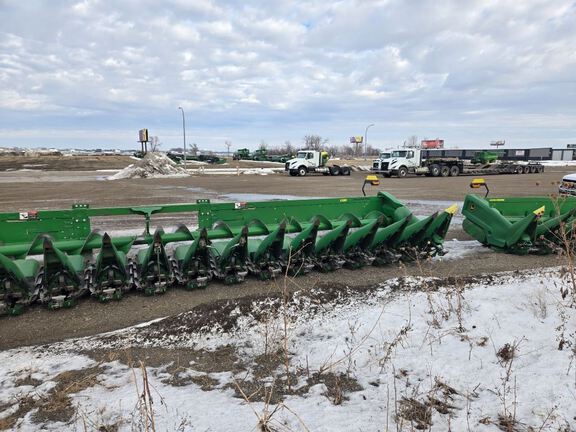 2024 John Deere C18R Header Corn Head