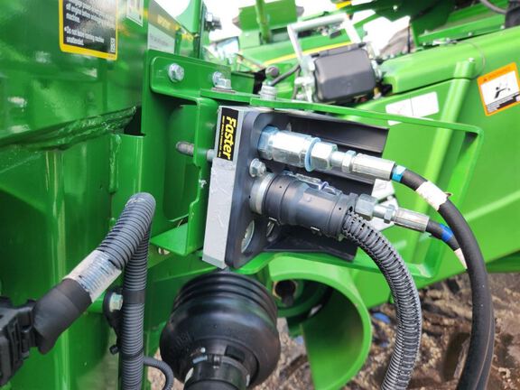 2024 John Deere C18R Header Corn Head