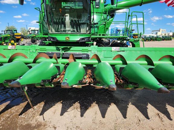 2024 John Deere C18R Header Corn Head