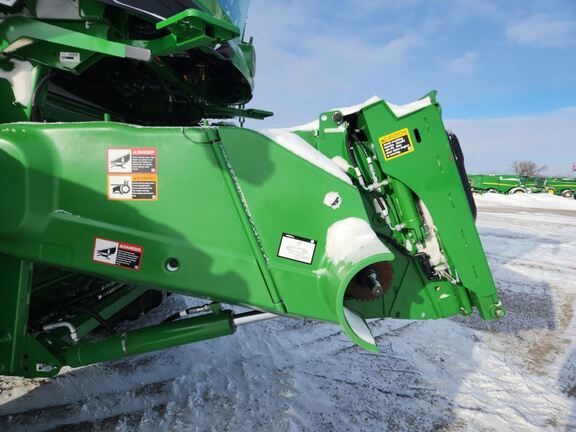 2025 John Deere S7 800 Combine