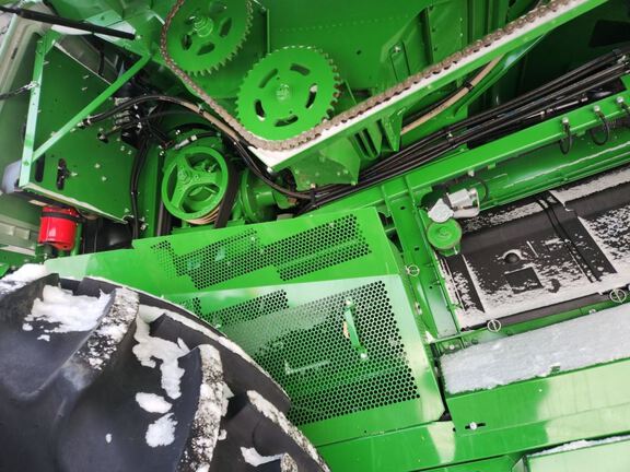 2025 John Deere S7 800 Combine