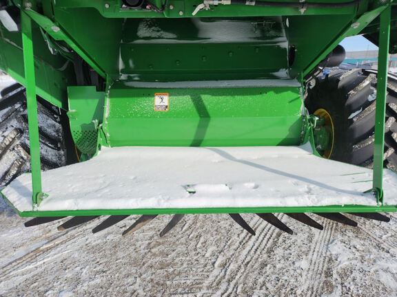 2025 John Deere S7 800 Combine