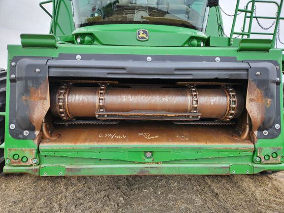 2024 John Deere S780 Combine