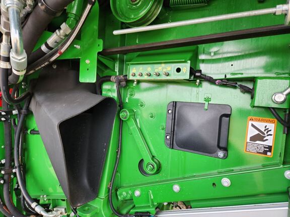 2024 John Deere S780 Combine