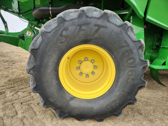 2024 John Deere S780 Combine