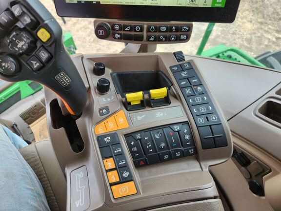 2024 John Deere S780 Combine