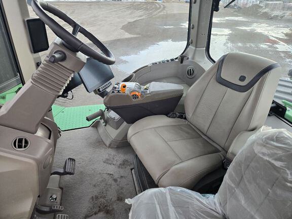 2024 John Deere 9RX 640 Tractor Rubber Track