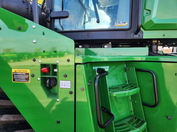 2024 John Deere 9RX 640 Tractor Rubber Track