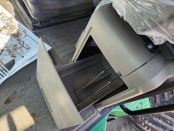 2024 John Deere 9RX 640 Tractor Rubber Track