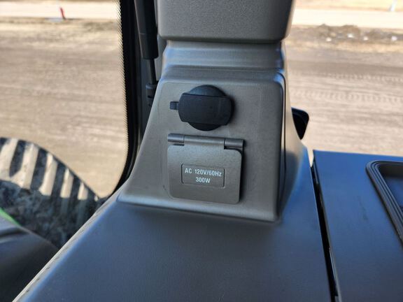 2024 John Deere 9RX 640 Tractor Rubber Track