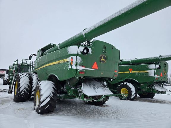 2024 John Deere S780 Combine