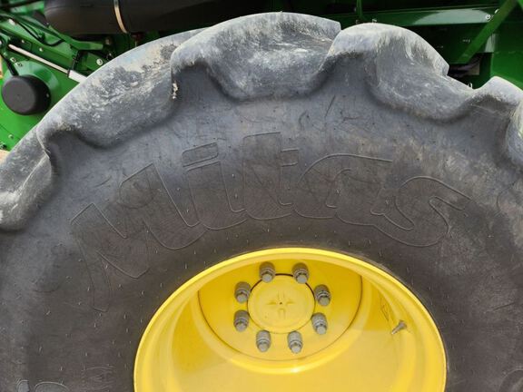 2024 John Deere S780 Combine