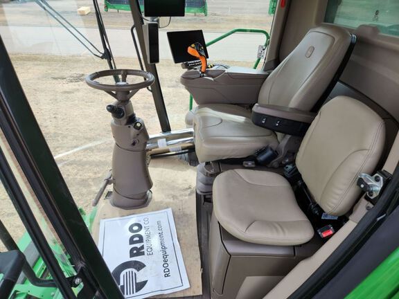 2024 John Deere S780 Combine