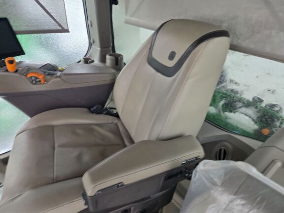 2025 John Deere 9RX 710 Tractor Rubber Track