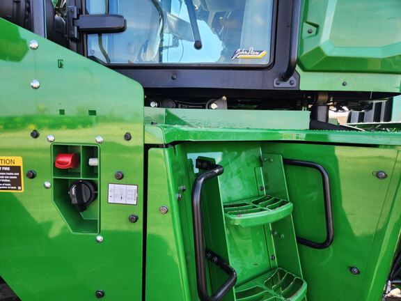 2024 John Deere 9RX 640 Tractor Rubber Track