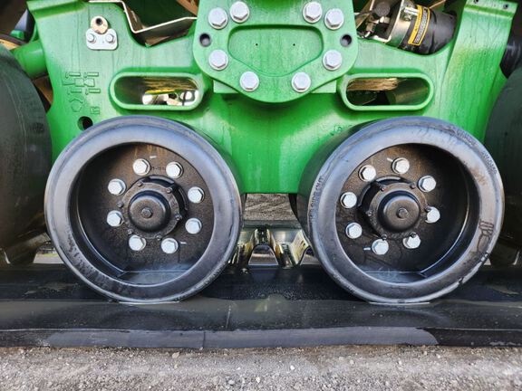 2024 John Deere 9RX 640 Tractor Rubber Track