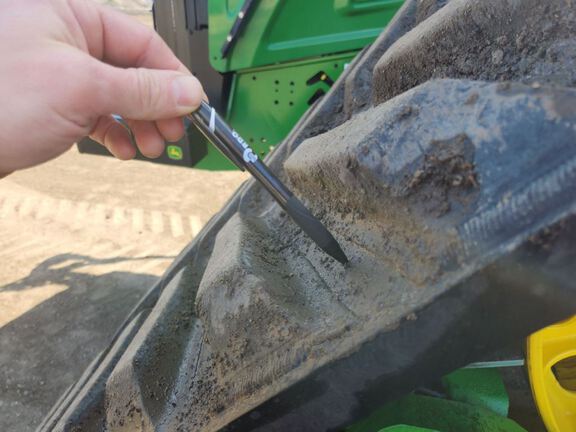 2024 John Deere 9RX 640 Tractor Rubber Track