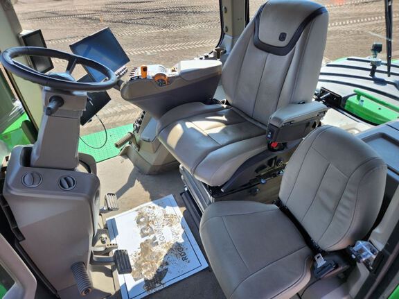 2024 John Deere 9RX 640 Tractor Rubber Track