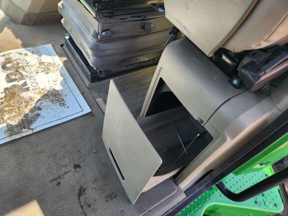 2024 John Deere 9RX 640 Tractor Rubber Track