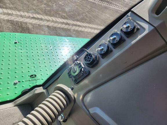 2024 John Deere 9RX 640 Tractor Rubber Track