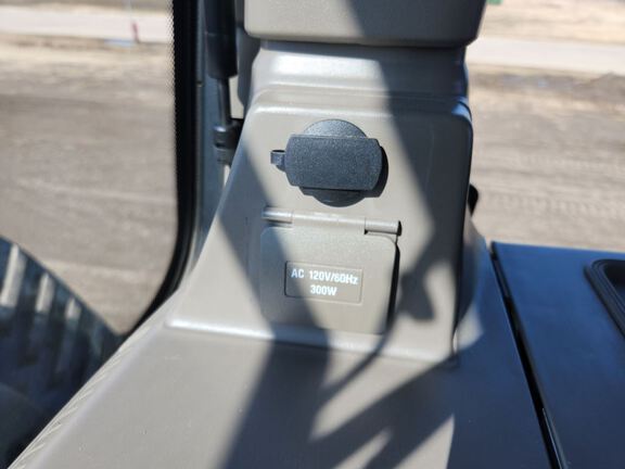 2024 John Deere 9RX 640 Tractor Rubber Track