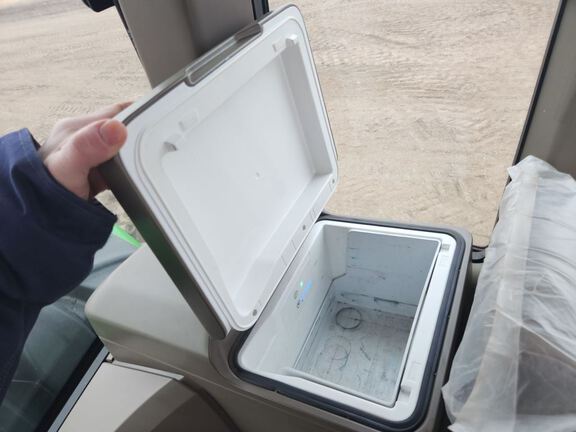 2024 John Deere 9RX 590 Tractor Rubber Track