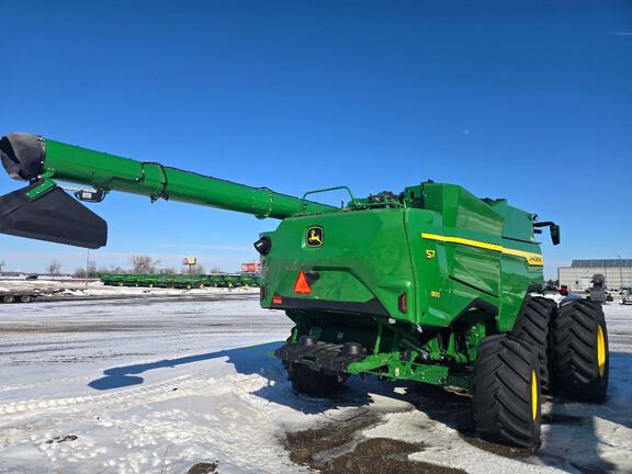 2025 John Deere S7 800 Combine