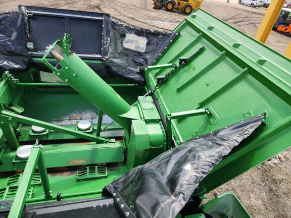 2025 John Deere S7 800 Combine