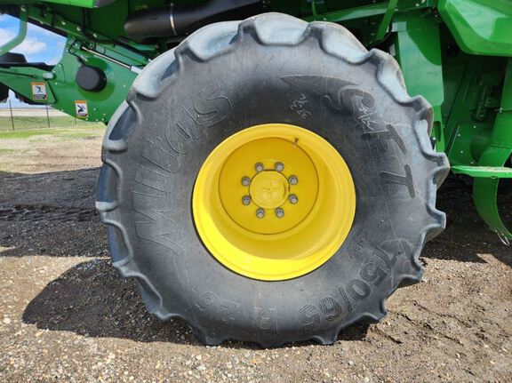 2025 John Deere S7 800 Combine
