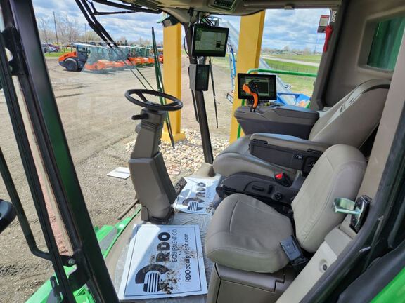 2025 John Deere S7 800 Combine