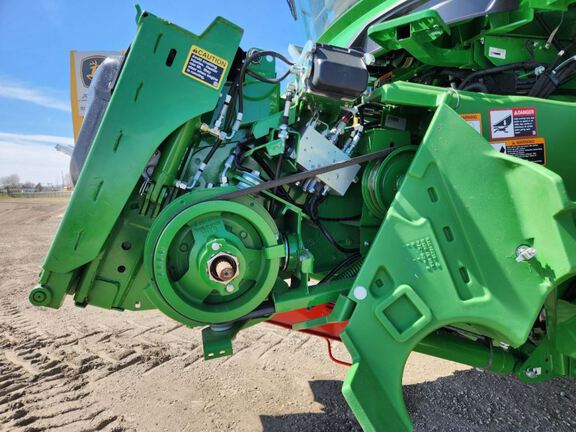 2025 John Deere S7 800 Combine