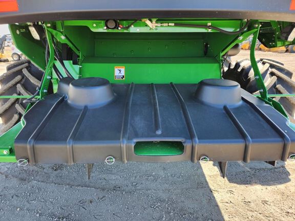 2025 John Deere S7 800 Combine