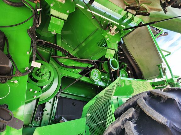 2025 John Deere S7 800 Combine
