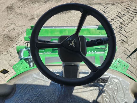 2025 John Deere S7 800 Combine