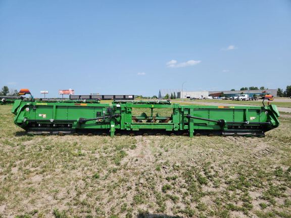 2025 John Deere C18R Header Corn Head