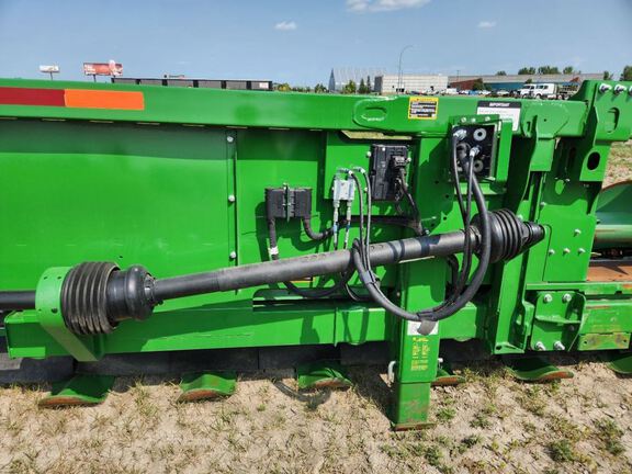 2025 John Deere C18R Header Corn Head