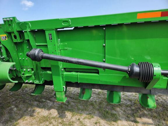 2025 John Deere C18R Header Corn Head