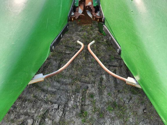 2025 John Deere C18R Header Corn Head